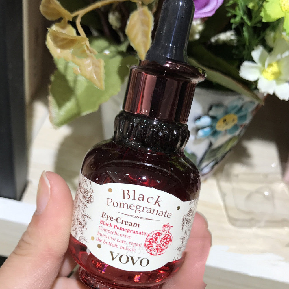 Pomegranate Moist Soft Skin Moisturizing Water